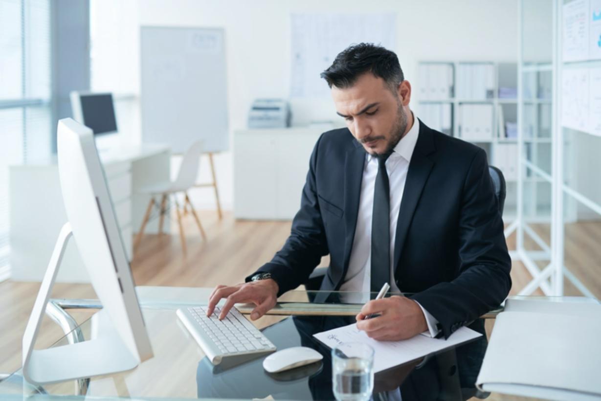 Espacio de trabajo mostrando planeación financiera